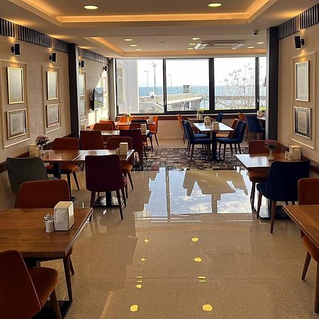 Ahmet Efendi Konagi Hotel Isztambul Kültér fotó The restaurant at the top of the tower