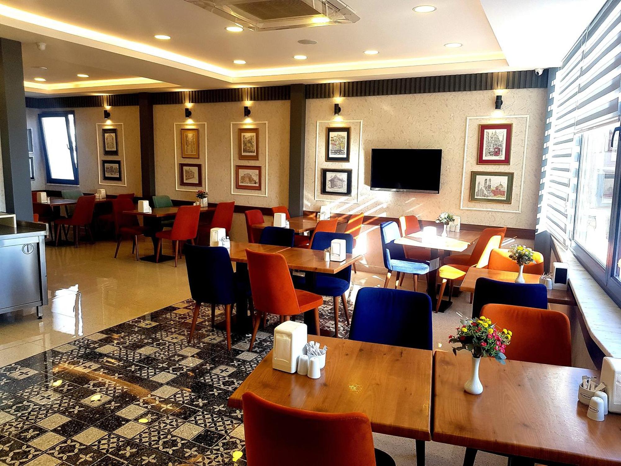 Ahmet Efendi Konagi Hotel Isztambul Kültér fotó The lounge at the airport
